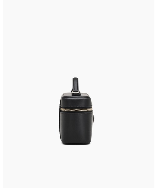 MARC JACOBS(マークジェイコブス)の「THE EVERYDAY VANITY BAG/ザ エブリデイ バニティバッグ(ショルダーバッグ・レディース・ブラック/ホワイト・ONE SIZE)」の11枚目の写真