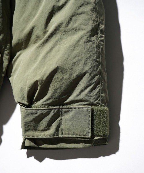 made in standard (メイドインスタンダード)の「MADE IN STANDARD / メイドインスタンダード ECWCS GEN1 LEVEL6 DOWN JACKET エクワックス レベル6 ダウンジャケット(ダウンジャケット/コート・メンズ・ブラック/グレー系その他/ブラウン/ホワイト・MEDIUM/LARGE)」の5枚目の写真