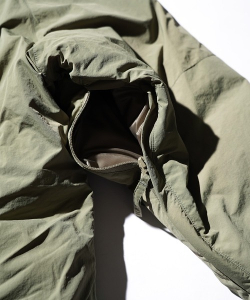 made in standard (メイドインスタンダード)の「MADE IN STANDARD / メイドインスタンダード ECWCS GEN1 LEVEL6 DOWN JACKET エクワックス レベル6 ダウンジャケット(ダウンジャケット/コート・メンズ・ブラック/グレー系その他/ブラウン/ホワイト・MEDIUM/LARGE)」の9枚目の写真