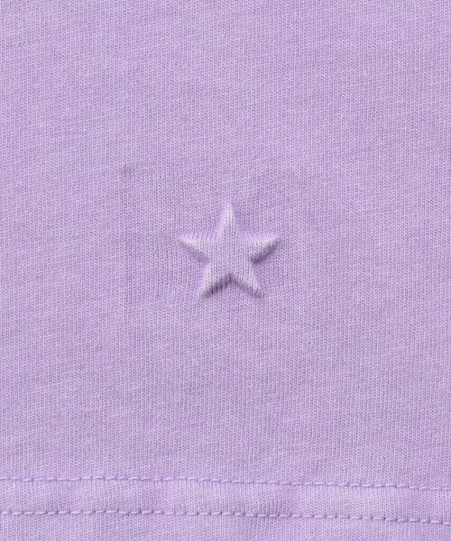 CONVERSE TOKYO（コンバーストウキョウ）の「EMBOSSED LOGO TEE（Tシャツ/カットソー・レディース・ブラック/ライラック/ホワイト・SMALL/MEDIUM）」の12枚目の写真