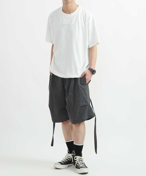 CONVERSE TOKYO（コンバーストウキョウ）の「EMBOSSED LOGO TEE（Tシャツ/カットソー・レディース・ブラック/ライラック/ホワイト・SMALL/MEDIUM）」の17枚目の写真