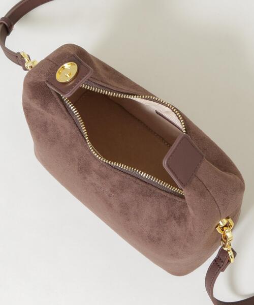 NANO universe(ナノユニバース)の「SINBONO/Vienna Crossbody Bag FakeSuede(ショルダーバッグ・レディース・ダークブラウン/アイボリー・FREE)」の10枚目の写真