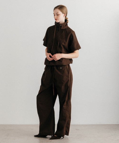 CREDONA(クレドナ)の「OFFSET WAIST PANTS/オフセットウエストパンツ(その他パンツ・レディース・ブラック/ブラウン・1/0)」の9枚目の写真