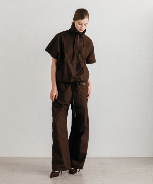 CREDONA(クレドナ)の「OFFSET WAIST PANTS/オフセットウエストパンツ(その他パンツ・レディース・ブラック/ブラウン・1/0)」の11枚目の写真