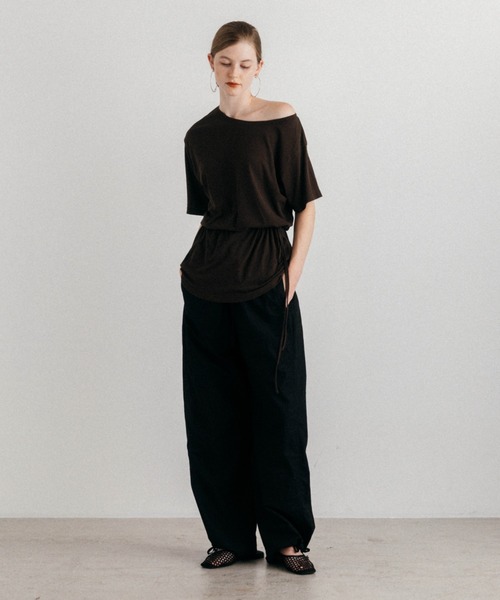 CREDONA(クレドナ)の「OFFSET WAIST PANTS/オフセットウエストパンツ(その他パンツ・レディース・ブラック/ブラウン・1/0)」の15枚目の写真