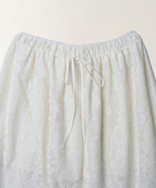 TTUDEMENT(トュードメント)の「CROCHET LONG SKIRT_WHITE(スカート・レディース・その他・FREE)」の4枚目の写真
