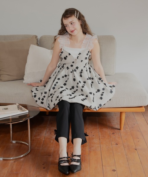 JUMELLE(ジュメロ)の「アンクルリボンパンツ(スラックス・レディース・ブラック/アイボリー・LARGE/MEDIUM/SMALL)」の5枚目の写真