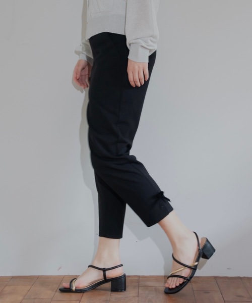 JUMELLE(ジュメロ)の「アンクルリボンパンツ(スラックス・レディース・ブラック/アイボリー・LARGE/MEDIUM/SMALL)」の9枚目の写真