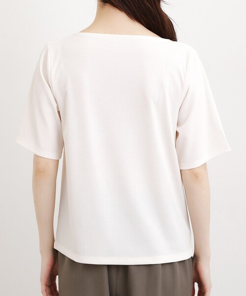 grove(グローブ)の「着るだけで旬顔 ドレープネックテレコTシャツ(Tシャツ/カットソー・レディース・ブラック/オフホワイト・05/04/03/02)」の6枚目の写真