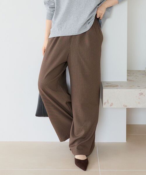le.coeur blanc(ルクールブラン)の「【日本製】ガンクラブチェックワイドパンツ(その他パンツ・レディース・ブラウン系その他2/ベージュ系その他2・38)」の1枚目の写真