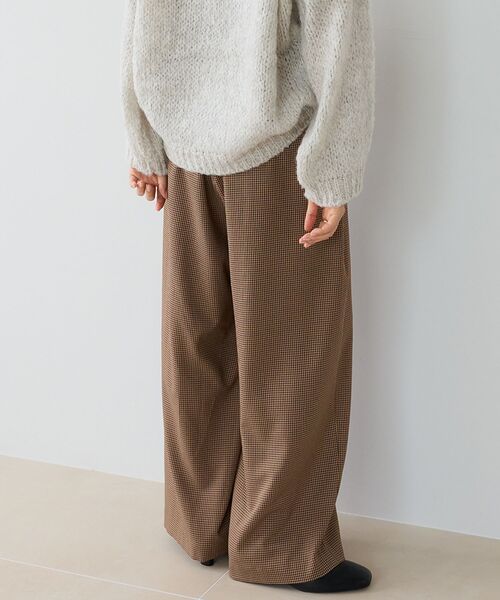 le.coeur blanc(ルクールブラン)の「【日本製】ガンクラブチェックワイドパンツ(その他パンツ・レディース・ブラウン系その他2/ベージュ系その他2・38)」の7枚目の写真