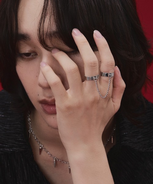 Ellno Loset(エルノロゼット)の「two-finger chain ring/2フィンガーチェーンリング(リング・メンズ・シルバー・FREE)」の3枚目の写真
