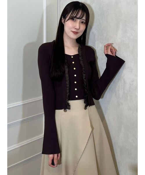 MERCURYDUO(マーキュリーデュオ)の「異素材フリルレイヤードライクカーデニット(ニット/セーター・レディース・ブラウン/アイボリー/ベビーピンク・FREE)」の4枚目の写真