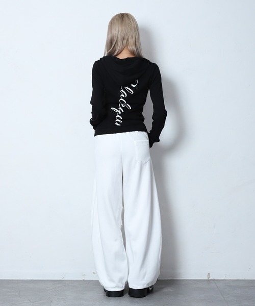 BLACKQUEEN（ブラッククイーン）の「【BLACKQUEEN】フード付きバックロゴロンT（Tシャツ/カットソー・レディース・ホワイト/ブラック・M）」の15枚目の写真
