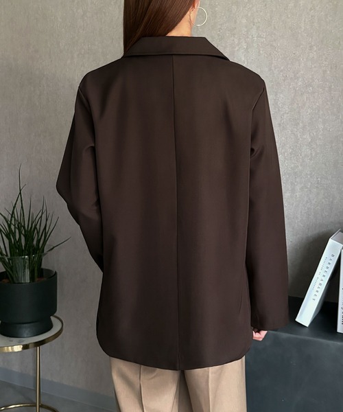 LOWO(ロワ)の「オーバーサイズミドル丈テーラードジャケット(テーラードジャケット・レディース・ブラック/ブラウン/ベージュ・FREE)」の7枚目の写真