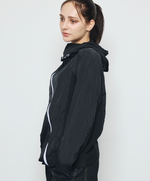 DAZE(デイズ)の「マウンテンパーカー ジップアップ ジャケット(マウンテンパーカー・メンズ・ブラック・SMALL/LARGE/MEDIUM)」の5枚目の写真