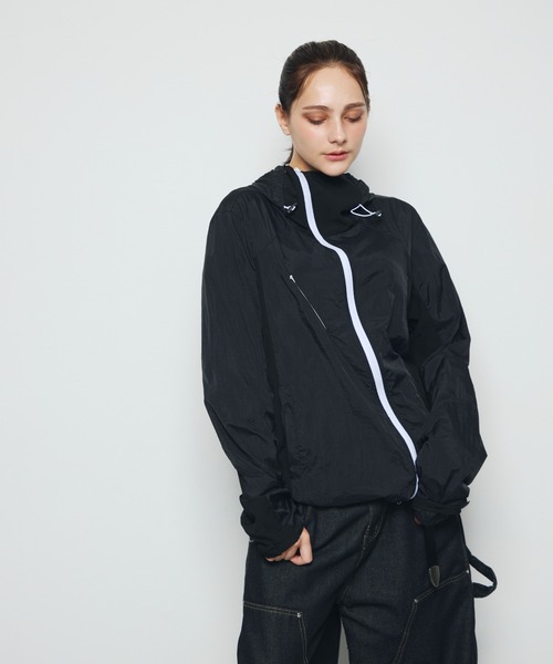 DAZE(デイズ)の「マウンテンパーカー ジップアップ ジャケット(マウンテンパーカー・メンズ・ブラック・SMALL/LARGE/MEDIUM)」の12枚目の写真