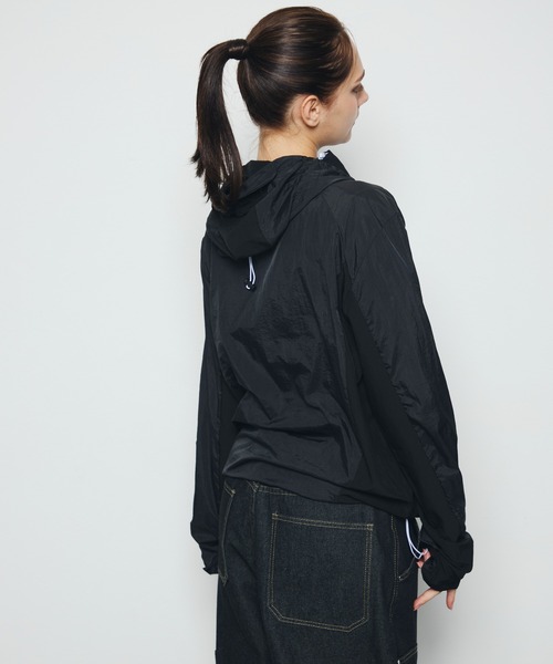 DAZE(デイズ)の「マウンテンパーカー ジップアップ ジャケット(マウンテンパーカー・メンズ・ブラック・SMALL/LARGE/MEDIUM)」の14枚目の写真