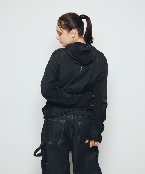 DAZE(デイズ)の「マウンテンパーカー ジップアップ ジャケット(マウンテンパーカー・メンズ・ブラック・SMALL/LARGE/MEDIUM)」の18枚目の写真
