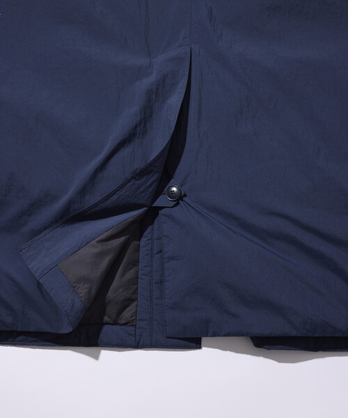 NANGA（ナンガ）の「NANGA/ナンガ NANGA × Firsthand 別注 DOWN BALCOLLER COAT【限定展開】/ 別注 バルカラー ダウンコート（ダウンジャケット/コート・メンズ・ブラック/ネイビー・MEDIUM/SMALL/LARGE）」の8枚目の写真