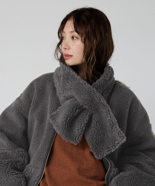 BAYFLOW(ベイフロー)の「マフラー付きボアミディコート(その他アウター・レディース・チャコールグレー/モカ/オフホワイト・フリー)」の14枚目の写真