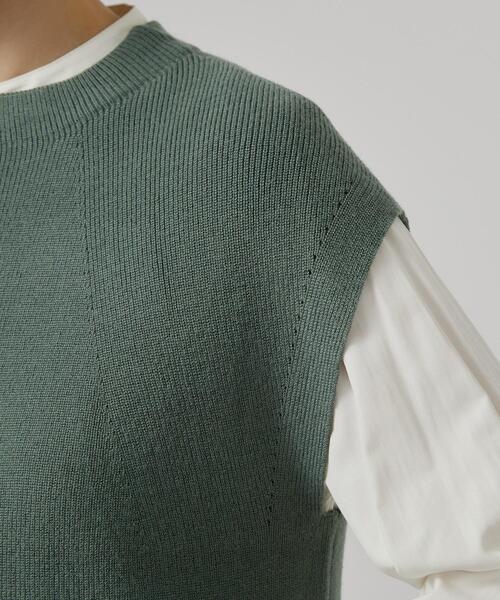 grove(グローブ)の「【2点セット/時短・着回し】着るだけでコーデが完成 ニットベスト×シャツ(その他トップス・レディース・グレー/ダークブラウン/ブラック/グリーン・02/03/05/01/04)」の12枚目の写真