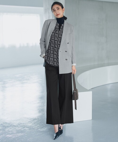 ICB(アイシービー)の「【CLASSY.掲載】ウール2WAYハードツイル ダブルブレストジャケット(テーラードジャケット・レディース・ライトグレー系/ブラック系・0/2/4/6)」の3枚目の写真
