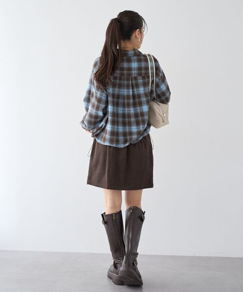 earth music&ecology（アースミュージックアンドエコロジー）の「コーデュロイミニスカート（スカート・レディース・チャコールグレー/ブラウン/アイボリー・FREE）」の8枚目の写真