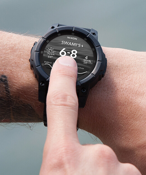 スマートフォン本体 Nixon NIXON（ニクソン）の「THE MISSION =android wear=（アナログ腕時計
