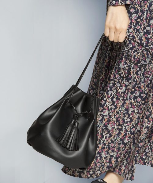 PLAIN CLOTHING（プレーンクロージング）の「巾着ショルダーバッグ【PLAIN CLOTHING】（ショルダーバッグ・レディース・ベージュ/ブラック・FREE）」の13枚目の写真