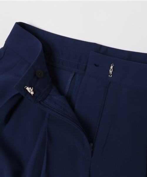 Ameri(アメリ)の「TUCK HALF PANTS(その他パンツ・レディース・ミント/ブラウン/ネイビー・SMALL/MEDIUM)」の6枚目の写真