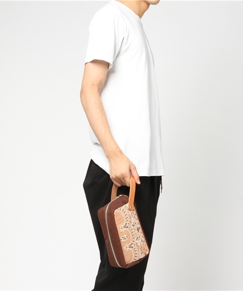 NOMAD(ノマド)の「【NOMAD/ノマド】StorageMiniBag/ミニバッグ、ポーチ(クラッチバッグ・メンズ・サックスブルー/ライトブラウン・FREE)」の6枚目の写真