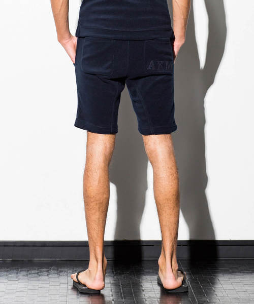 AKM Contemporary（エイケイエムコンテンポラリー）の「AKM Contemporary(エイケイエムコンテンポラリー)サガラ刺繍ロゴパイルショートパンツ（その他パンツ・メンズ・ホワイト/ブラック/ネイビー・SMALL/MEDIUM/LARGE/X-LARGE）」の10枚目の写真