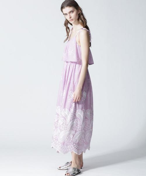 Grace Continental グレースコンチネンタル の 刺繍レイヤードマキシワンピース ワンピース Wear