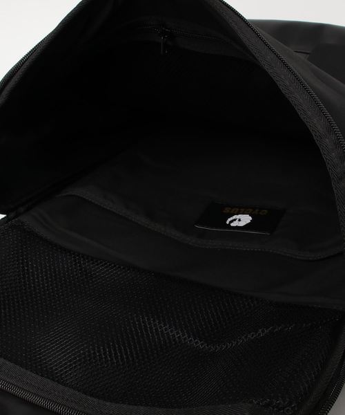 rovtski（ロフトスキー）の「【CYCLUS】 ネオプレーンDRUM BACK PACK（バックパック/リュック・メンズ・ブラック・FREE）」の4枚目の写真