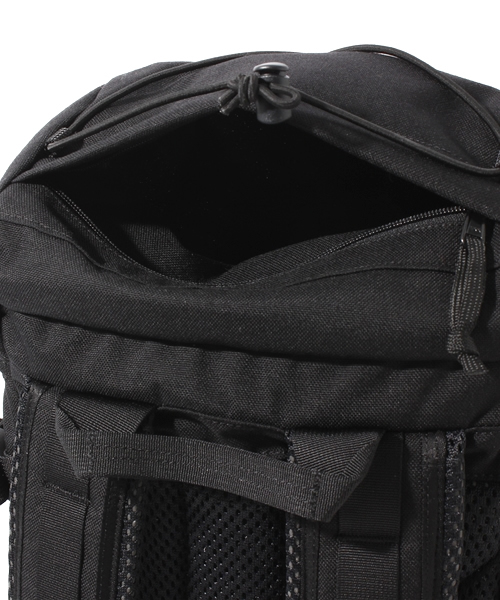 WHO'S WHO gallery（フーズフーギャラリー）の「【karrimor SF】PREDATOR 30L（バックパック/リュック・メンズ・ブラック・FREE）」の5枚目の写真