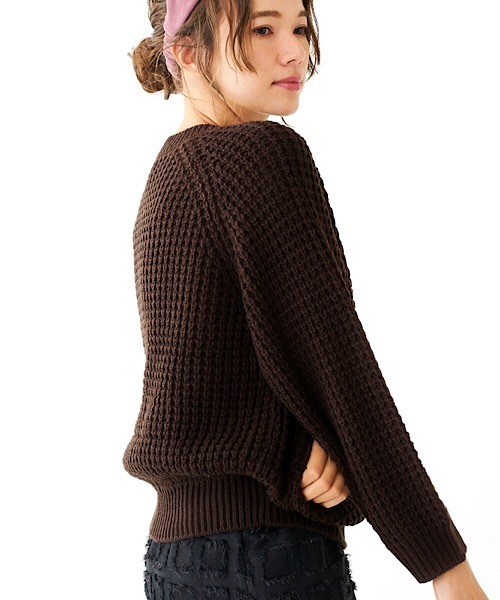 flower（フラワー）の「カラフルワッフルニット（ニット/セーター・レディース・パープル/ブラウン/アイボリー/ネイビー/レッド/ピンク・FREE）」の13枚目の写真