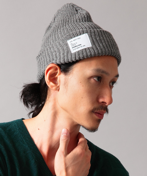 MONKEY TIME（モンキータイム）の「＜monkey time＞ SOLID AZE BEANIE/ビーニー：◆（ニットキャップ/ビーニー・メンズ・オフホワイト/ブラック/グレー/レッド/ワインレッド/ダークグリーン/ロイヤルブルー/ネイビー/ダークグレー/ブラウン/コバルトブルー/ホワイト/ライトグレー/オリーブ・フリー）」の6枚目の写真