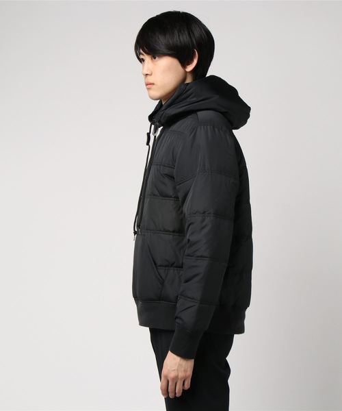 Denime（ドゥニーム）の「ファイバーダウンプルパーカージャケット（ダウンジャケット/コート・メンズ・ブラック/ベージュ・MEDIUM/LARGE）」の3枚目の写真