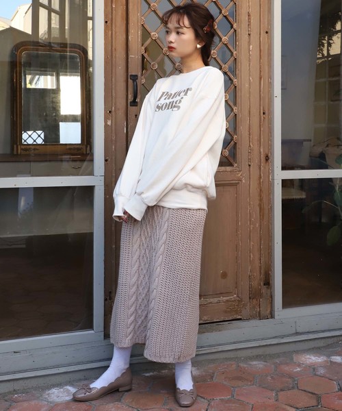 one after another NICE CLAUP（ワンアフターアナザーナイスクラップ）の「アソートロゴ裏毛トップス（Tシャツ/カットソー・レディース・アイボリー/スミクロ/モカ・FREE）」の9枚目の写真