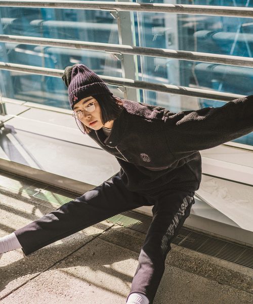 EDIFICE(エディフィス)の「PSG × EDIFICE パリサンジェルマン SIDE PRINT SWEAT PANTS(その他パンツ・メンズ・ブラック×ホワイト/ブラック×ブラック・SMALL/MEDIUM/LARGE)」の5枚目の写真