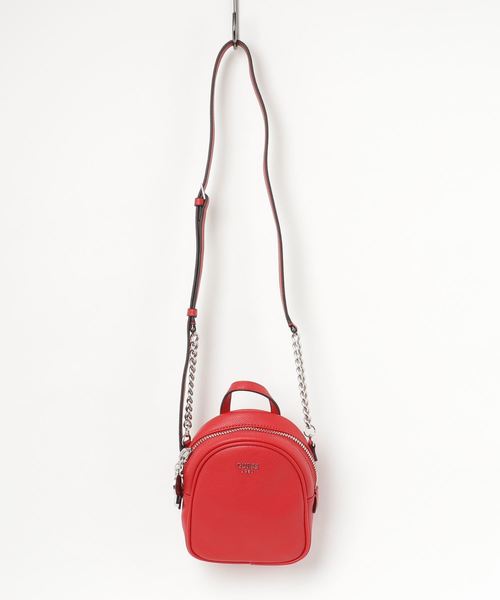 Guess（ゲス）の「URBAN CHIC Mini Crossbody Bag（ショルダーバッグ）」 WEAR