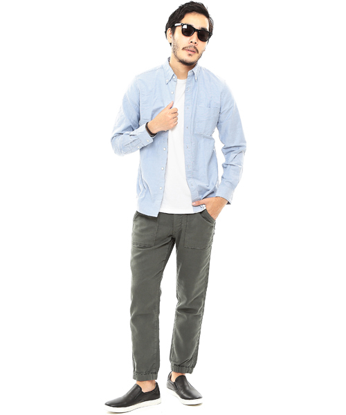 BEAMS PLUS（ビームスプラス）の「BEAMS PLUS / スリムフィット オックスフォード ボタンダウンシャツ（シャツ/ブラウス・メンズ・ホワイト/ブルー・X-SMALL/LARGE/SMALL/MEDIUM/X-LARGE/XX-LARGE）」の18枚目の写真