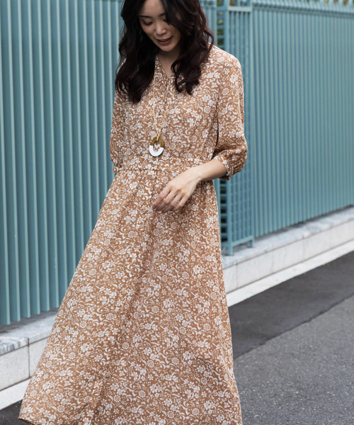 A/C DESIGN BY ALPHA CUBIC（エーシーデザインバイアルファキュービック）の「ラウンドモチーフネックレス（ネックレス・レディース・シルバー/ゴールド・フリー）」の10枚目の写真