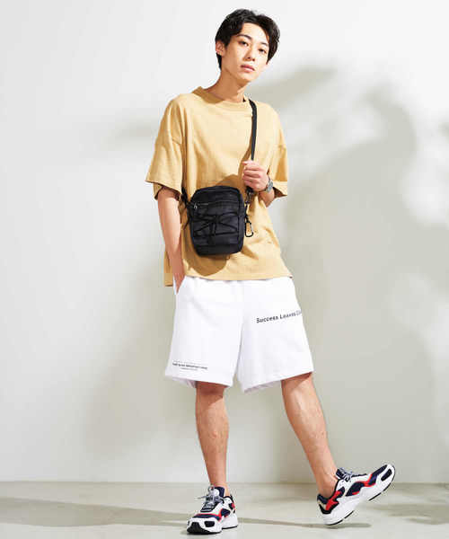 WEGO（ウィゴー）の「WEGO/ヘビー裏毛カラーショーツ（スウェットパンツ・メンズ・ブラック/レッド/イエロー系その他/ホワイト・MEDIUM/LARGE）」の17枚目の写真