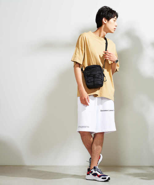 WEGO（ウィゴー）の「WEGO/ヘビー裏毛カラーショーツ（スウェットパンツ・メンズ・ブラック/レッド/イエロー系その他/ホワイト・MEDIUM/LARGE）」の19枚目の写真