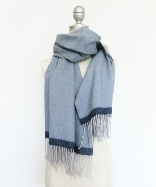 AVALON(U.Q)（アバロン）の「ウールヘリンボーンストール（ストール/ショール・レディース・ライトブルー/イエロー/ライトピンク・FREE）」の2枚目の写真