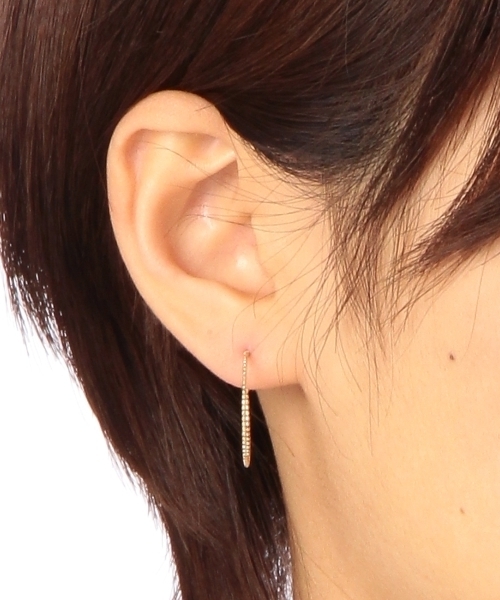 COCOSHNIK(ココシュニック)の「カットボール フープピアス(小)(ピアス(両耳用)・レディース・イエローゴールド・00)」の4枚目の写真