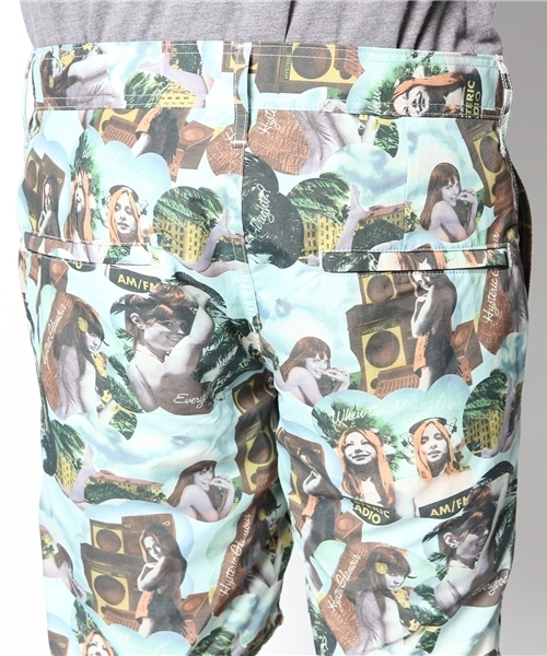HYSTERIC GLAMOUR（ヒステリックグラマー）の「MUSIC’S OVER総柄 ショートPT（その他パンツ・メンズ・マルチ・LARGE/SMALL/MEDIUM）」の5枚目の写真