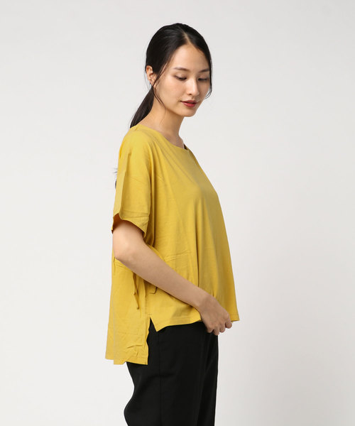 MashuKashu(マシュカシュ)の「バックギャザーカットソー(Tシャツ/カットソー・レディース・レッド/ブルー/マスタード・フリー)」の4枚目の写真